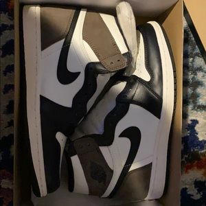 Jordan 1 high dark mocha